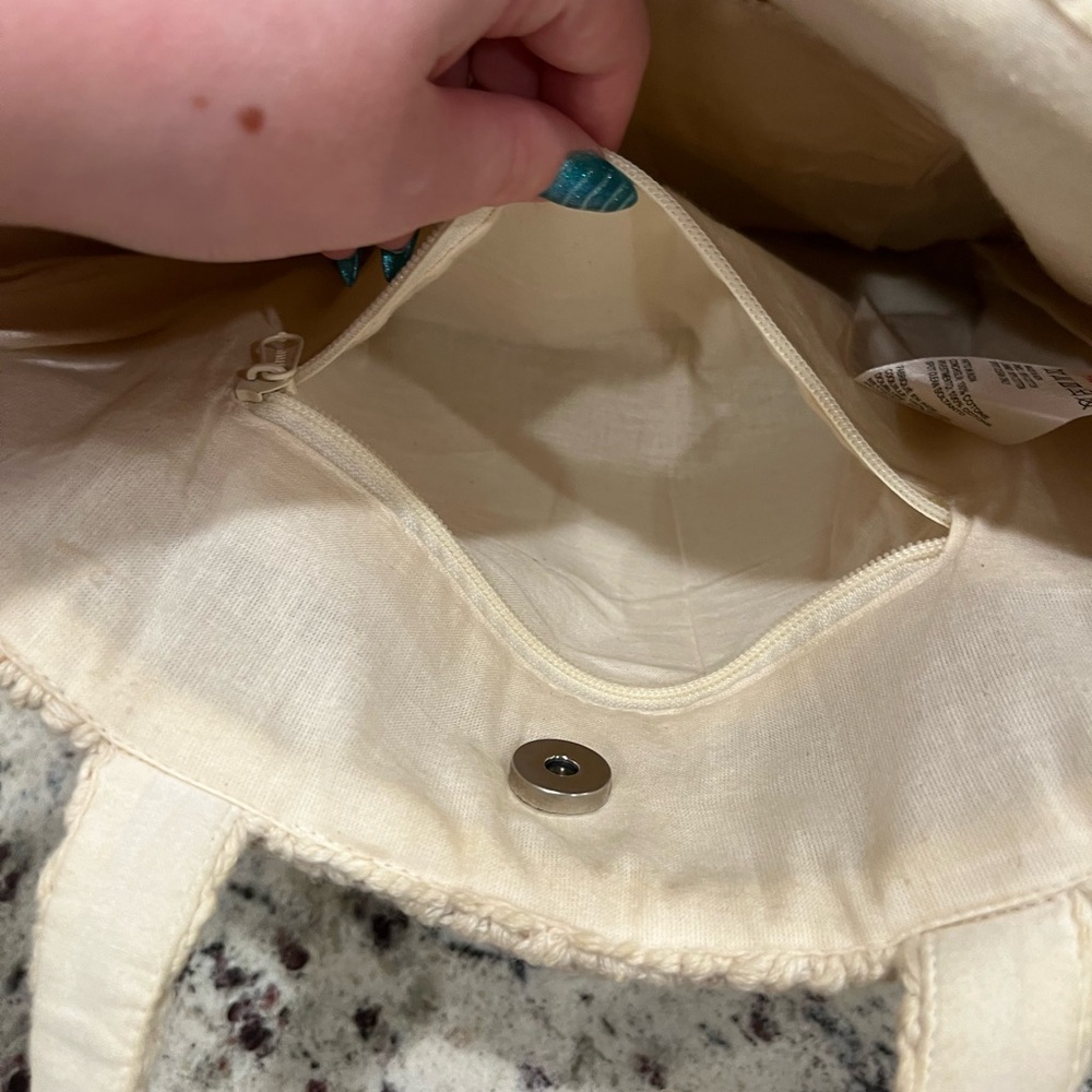 urban outfitters crochet tote bag - Picture 7 of 8